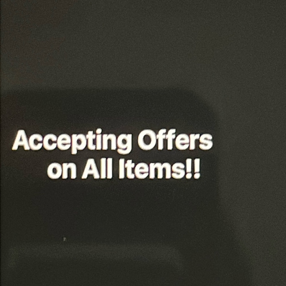 Accepting offers on everything!! Ship in 1 day